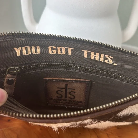 STS Ranchwear Patchwork Wristlet - Picture 5 of 6